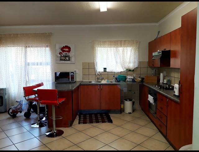 3 BEDROOM TOWNHOUSE TO LET IN VAALPARK